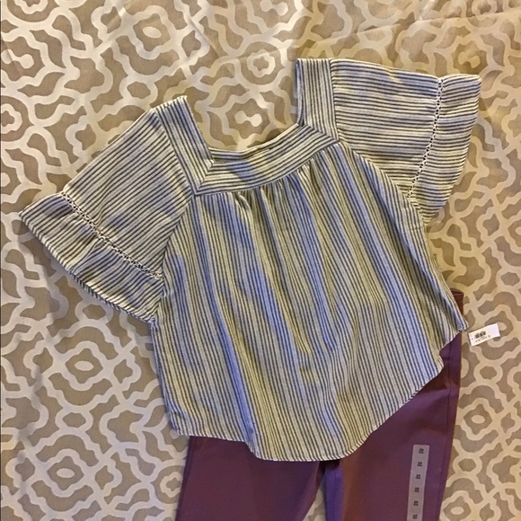 Top - Picture 2 of 7